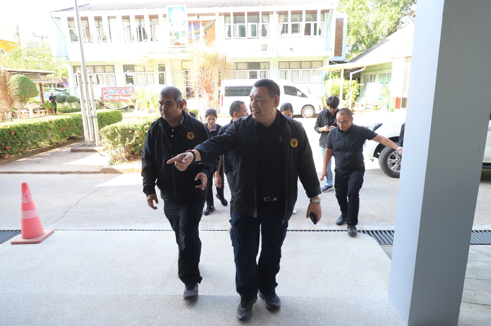 title - เลขาฯ ส.ป.ก. ลงพื้นที่ตรวจเยี่ยม พร้อมให้กำลังใจเจ้าหน้าที่ ส.ป.ก.กระบี่